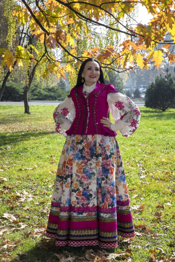 Коллектив Центрального концертного зала поздравляет с Днем рождения народную артистку России, заслуженную артистку Украины -  Татьяну Бочтареву!