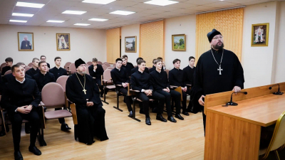 Встреча  со студентами Екатеринодарской   Духовной Семинарии Екатеринодарской и Кубанской Епархии  Русской Православной церкви  в рамках Международного фестиваля  &laquo;XXVI Кубанский фестиваль православных фильмов &laquo;Вечевой колокол&raquo;